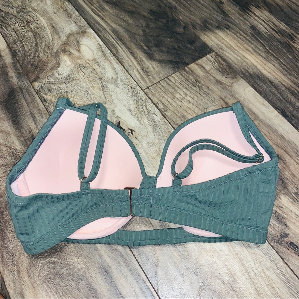 Target bikini top - Picture 2 of 4